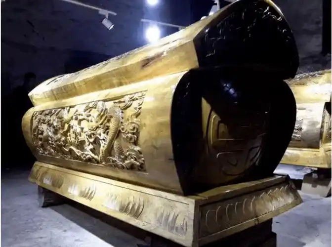 梦见死人在自己家中被埋葬，这是不是不祥的预兆？