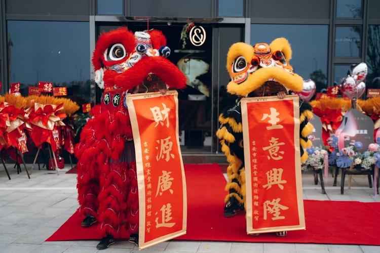 开业庆典舞狮子有什么忒别的寓意和象征意义？