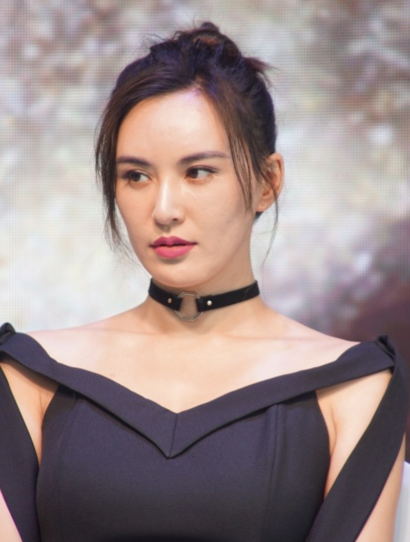莫小棋预言的15位明星都是谁？她为何能准确算命？