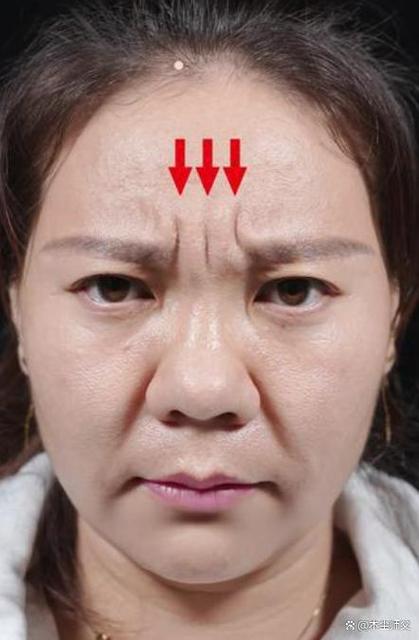 两眉间深沟形成川字纹，面相有何特殊含义？