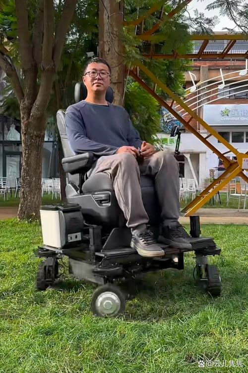 梦见双腿无法行走坐轮椅，预示着什么不幸的征兆？