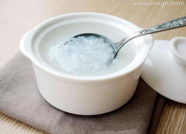 梦见喝粥很甜很好吃，这究竟是什么吉兆？