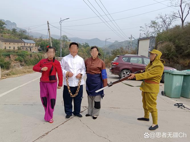 梦见小鬼子进村我躲起来是什么预兆？周公解梦梦到鬼子进村是什么意思？