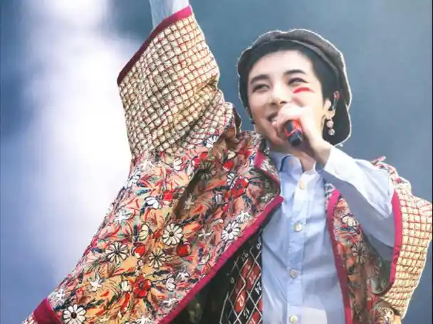 华晨宇八字事业婚姻如何，有没有详细分析？