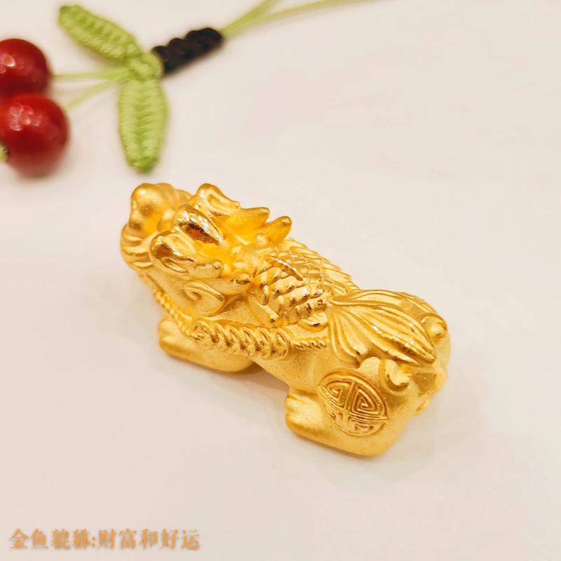 属猪的人纹貔貅合适吗？适合佩戴什么材质的貔貅？