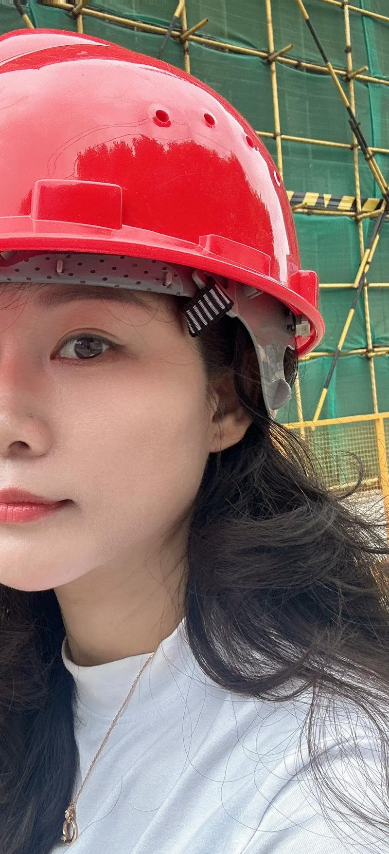 梦见自己成为包工头有什么特殊预兆或含义？