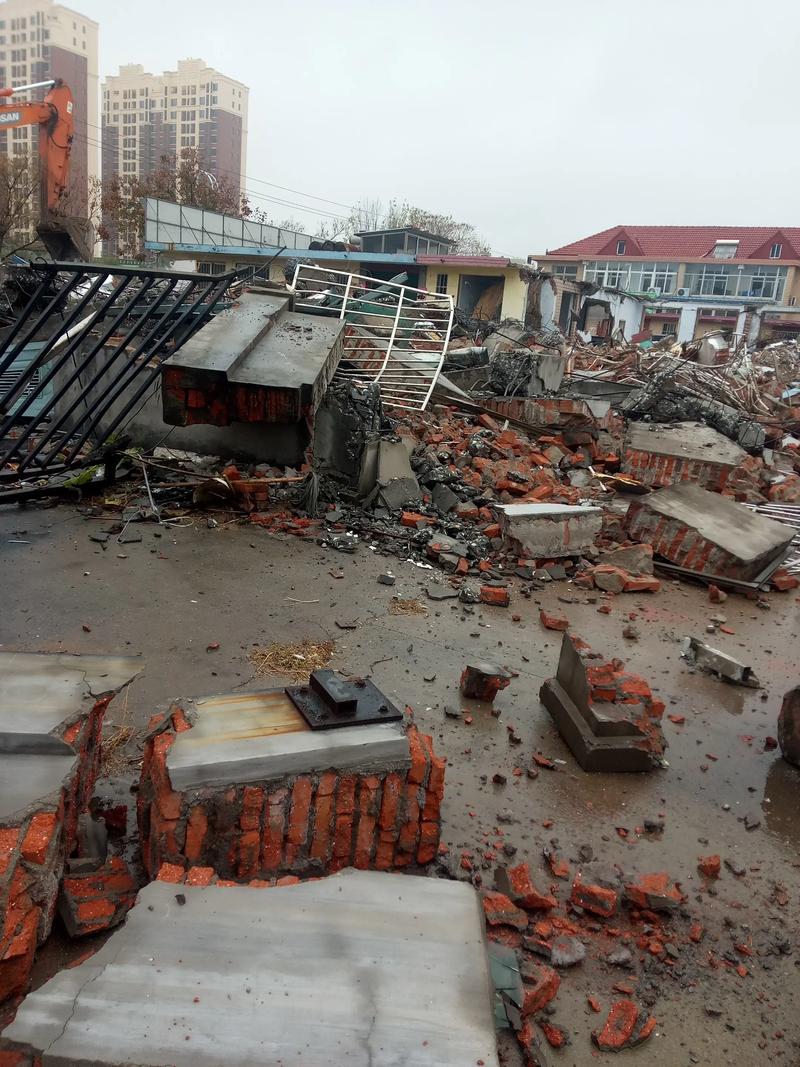 梦见自己住的楼房被拆了这预示着什么？