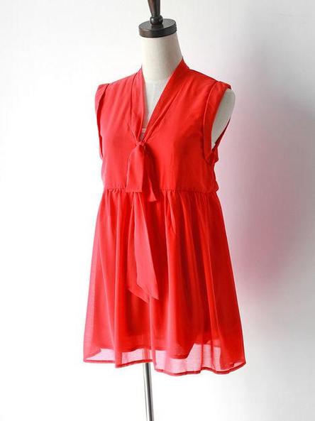 梦见穿红色衣服有什么吉凶预兆？