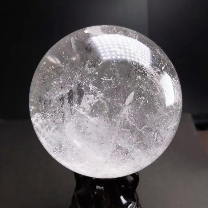 水晶球摆放有哪些风水禁忌需要注意？