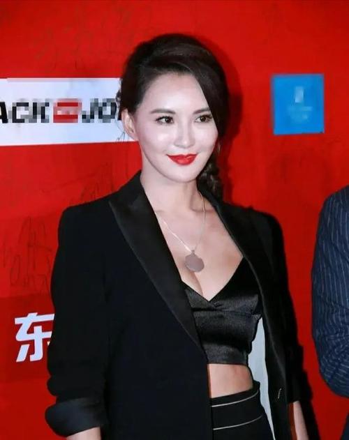 莫小棋预言的15位明星都是谁？她为何能准确算命？