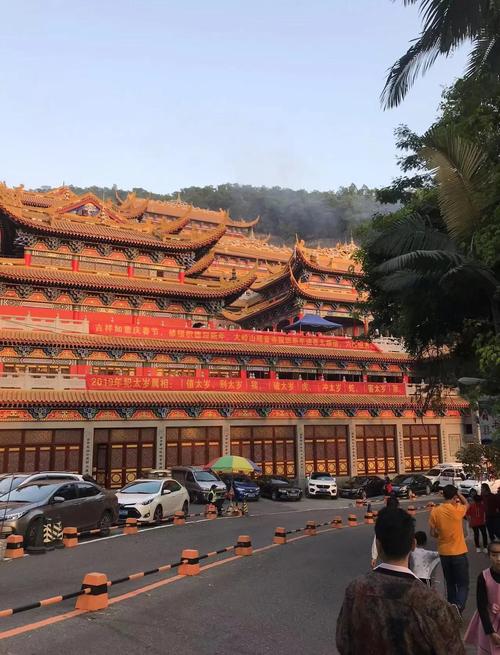 2023兔年属羊人每月运势如何，万年历中全年运势详解？