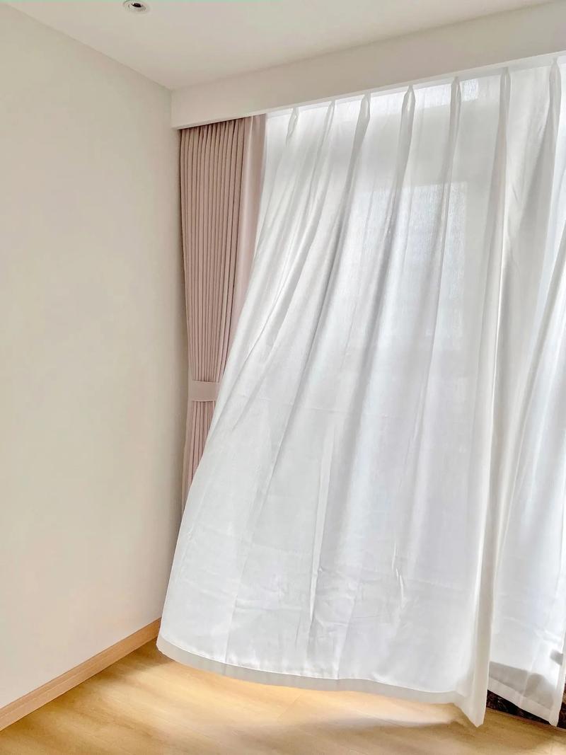 夫妻卧室窗帘颜色有哪些风水禁忌，粉色窗帘可依用吗？