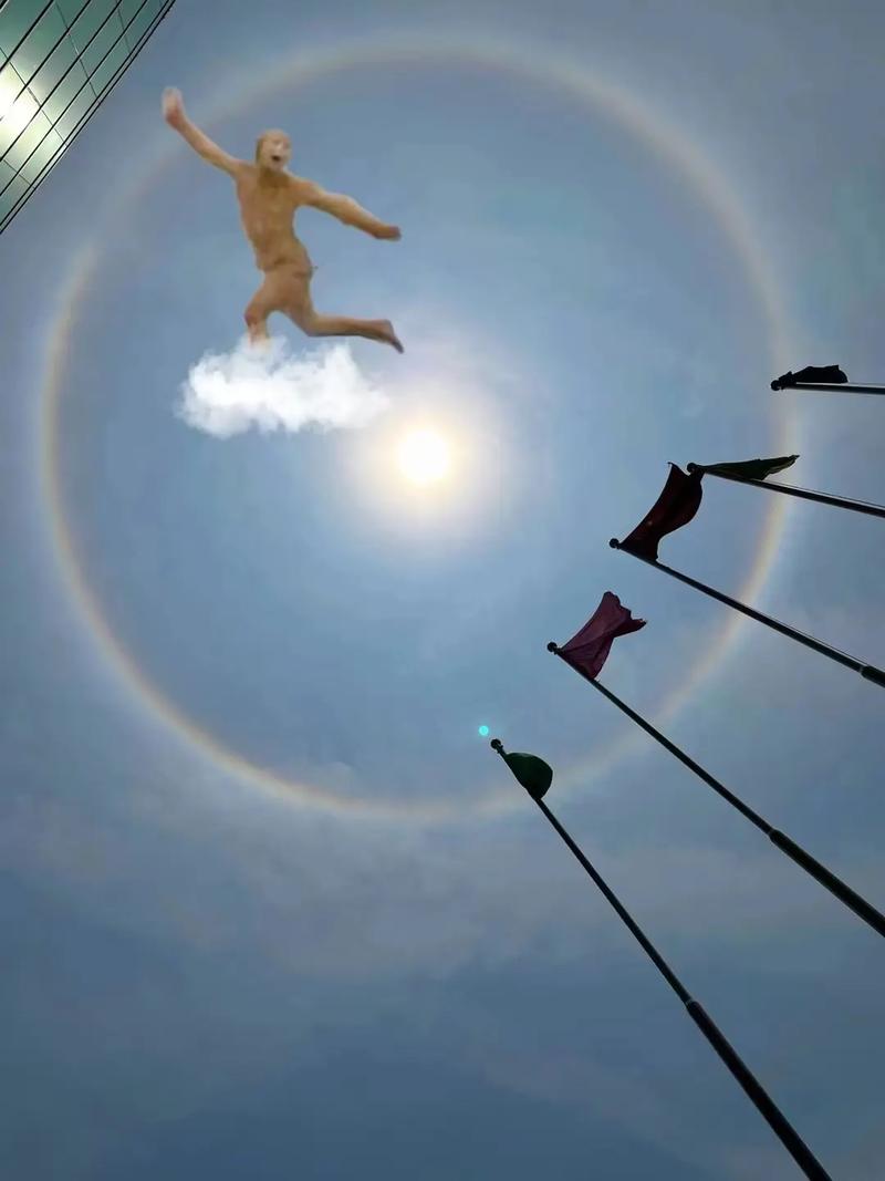 梦见天空出现奇异天象忒别美是什么预兆或象征？