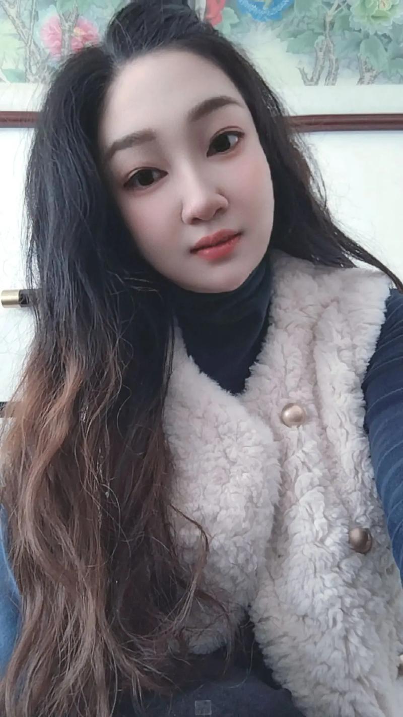 单亲妈妈有哪些独特的性格特点，她们在家庭中扮演着怎样的角色？