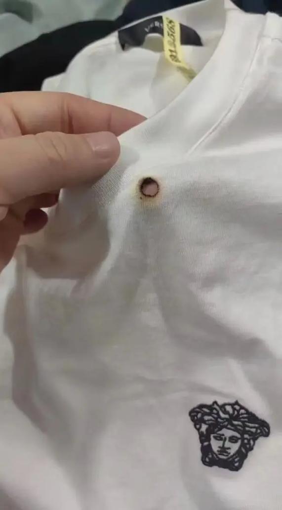 梦见床单被烟头烫出几个洞，这预示着什么？