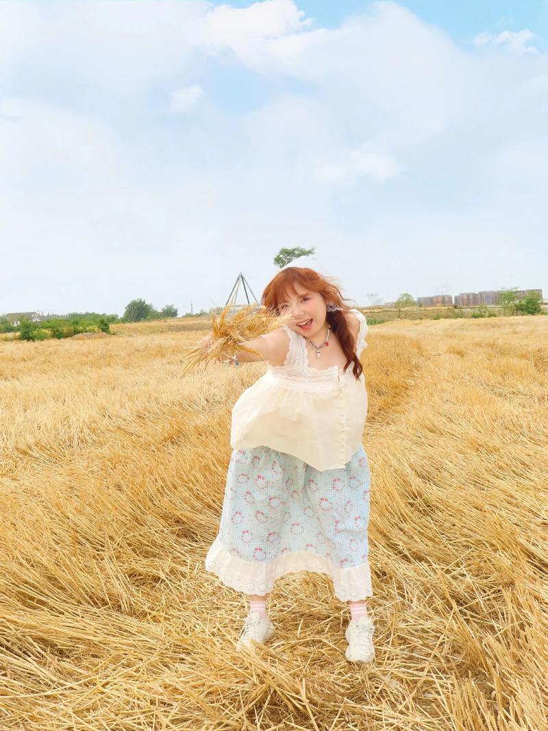 梦见在麦田里奔跑有什么特殊预兆或象征意义？