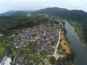 一、 古坡初探：抖音热门，揭秘千年古村