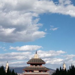 2. 崇圣寺三塔