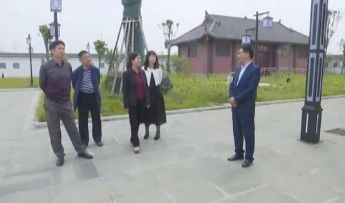 八字如何通过分析揭示个人事业发展和姻缘匹配的奥秘？