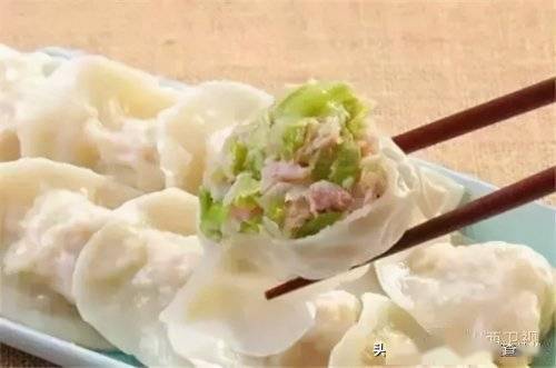 四、情感乱流：舌尖上的爱情与怨恨交织