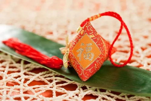 端午风俗：香囊、艾叶，寓意安康，传承千年情谊
