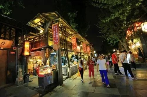 隐藏美食——从麻辣串到甜品崭新宠