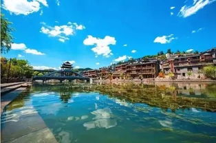 2. 沱江：蜿蜒流淌的历史持续发展见证