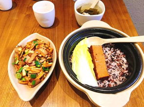 广州城中村：煲仔饭里吃出惊喜