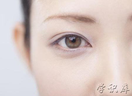 探寻已婚女人右眼皮跳动的神秘寓意