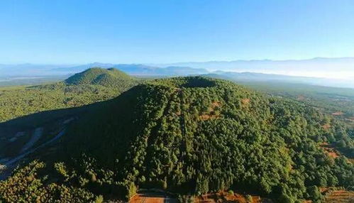 腾冲：火山的热情与古镇的宁静