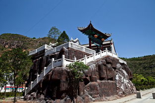一、 灵峰、灵岩——神秘与壮观并存