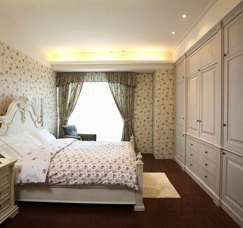 震惊！2026年卧室风水大揭秘：这样摆床会倒大霉！