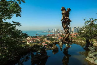 山脚的时空裂缝：下午三点才营业的幽灵书店