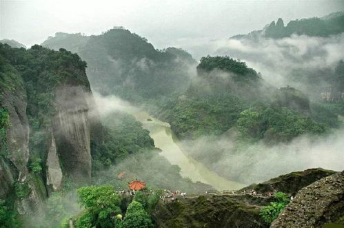 1. 武夷山：神仙也爱喝茶