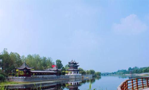 二、 蛟龙航空乐园太空舱民宿——“打……”的今后