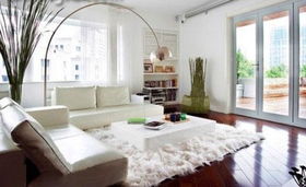 蓝色：深沉宁静，但小心“冷若冰霜”！