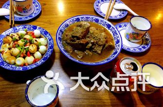 购物指南：在哪里能买到市场价格较低又正宗的美食？