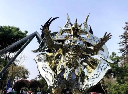 金牛座的黑暗圣衣和神圣衣，哪个更强大？