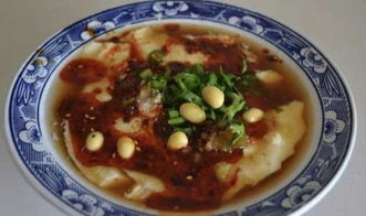 豆腐脑：细腻滑嫩的小吃