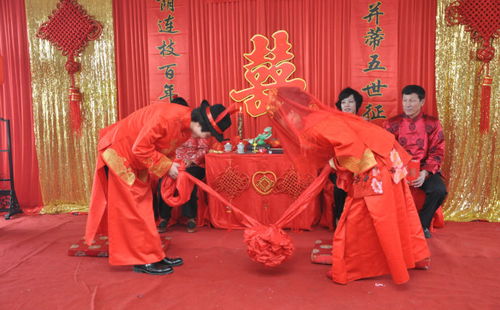 陕西榆林婚俗详解：传统婚嫁流程全揭秘