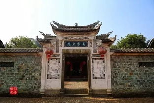 新华街上的“遗迹”