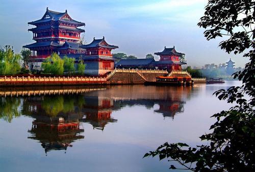 4. 凤城河风景区：泰州最后的遮羞布
