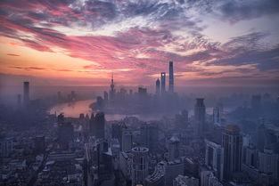 时空错位：白天和晚上彻底不同世界