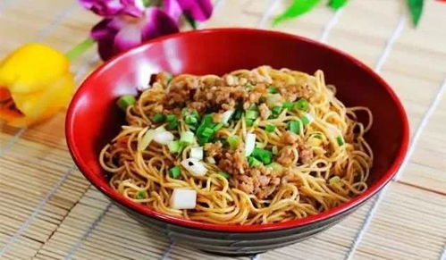 燃面：辣得你直冒汗