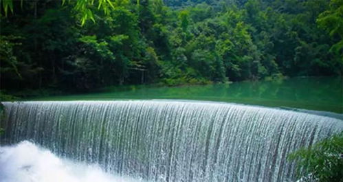 瀑布之谜：是真的瀑布还是幻觉？