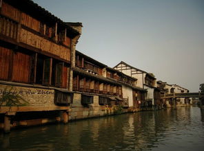 2. 手工艺作坊：亲手制作非遗珍品