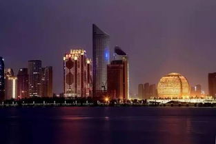 一、夜游西湖，浪漫启程