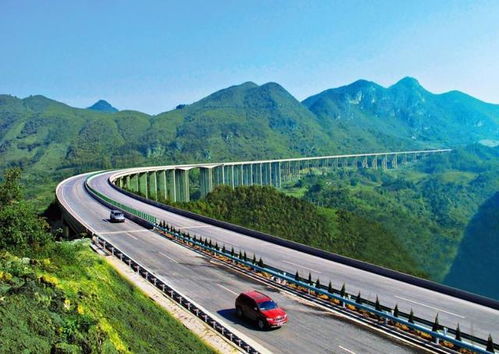高速公路上的奇幻漂流