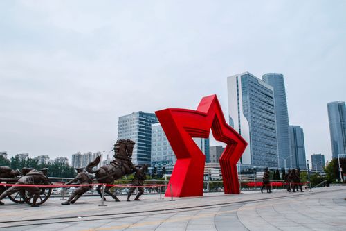 江西省美术馆：夜幕中的光影实验室+艺术咖啡厅混搭梦魇