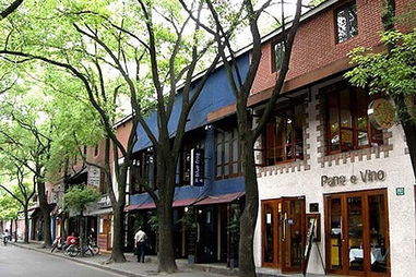 ①三里屯的乱七八糟小巷子